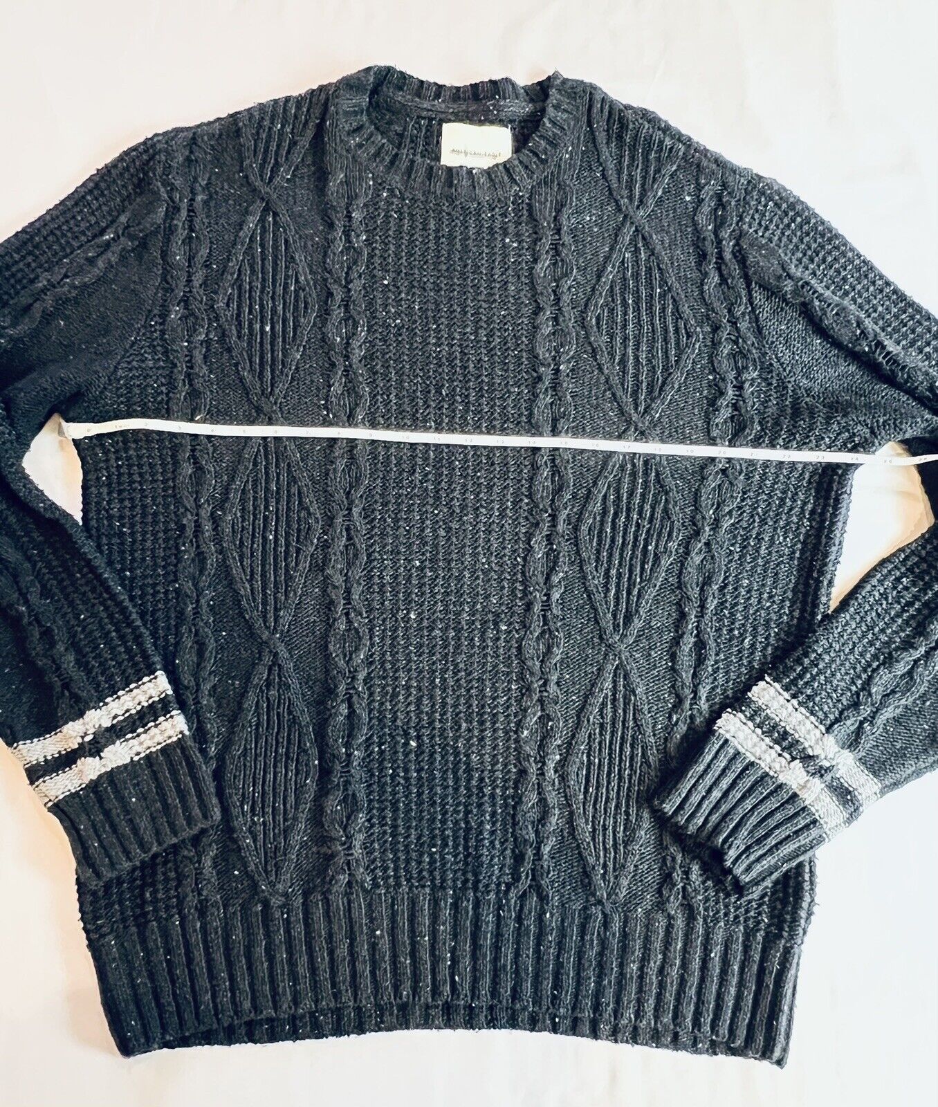 American Eagle Women’s Sz XL Black Long Sleeve Sweater