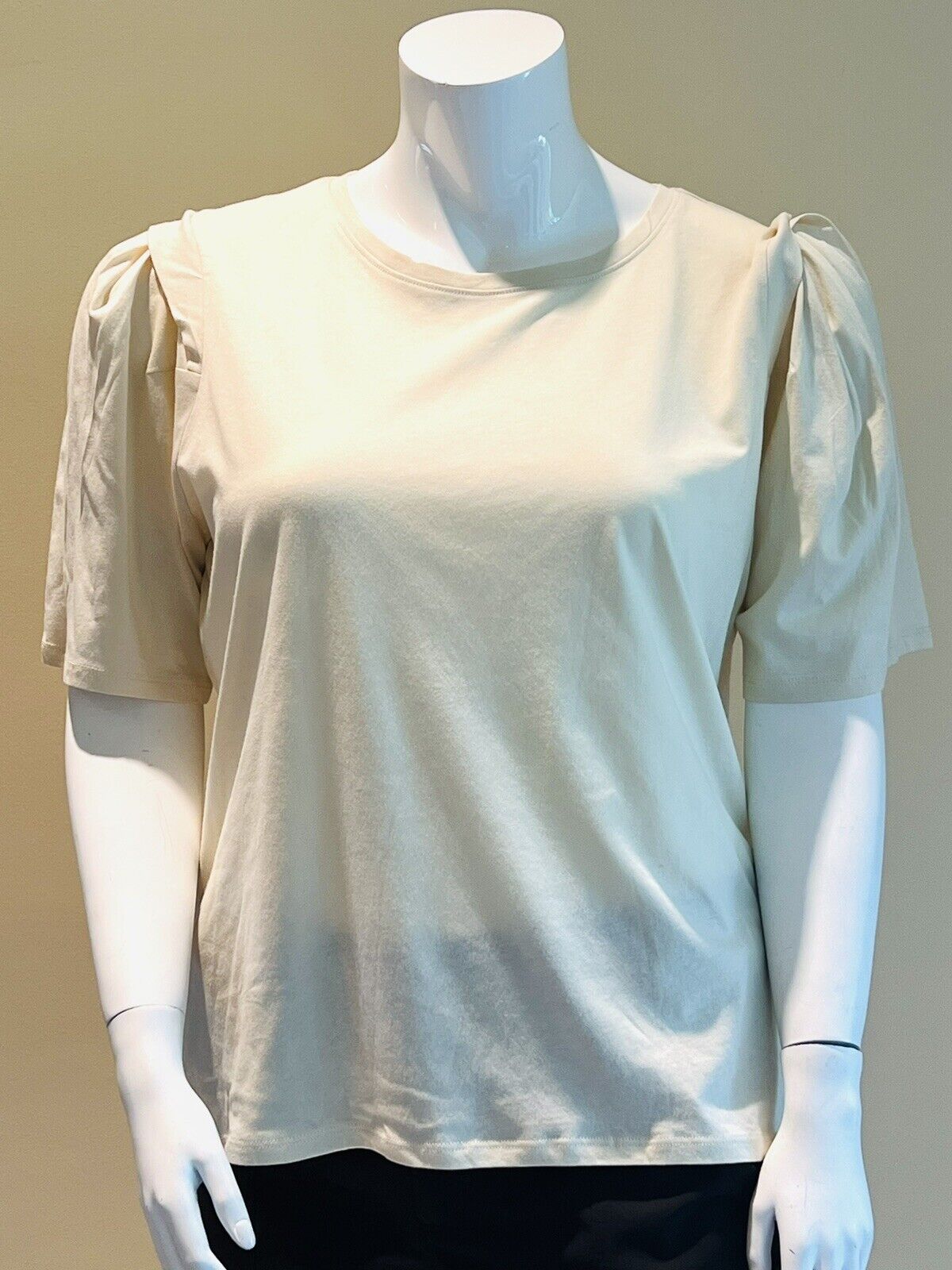 Calvin Klein Women’s Top Short Sleeve Shirt Sz XL light yellow blouse