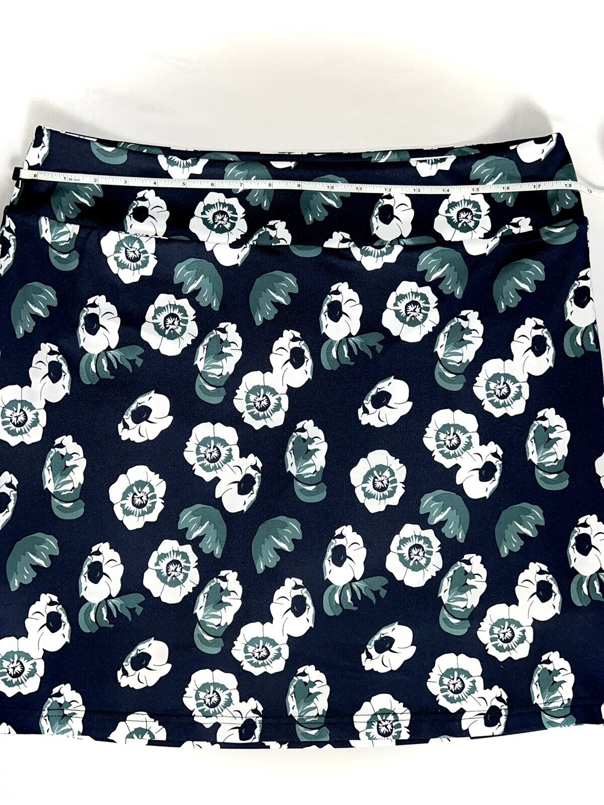 GOLFTINI Women’s Golf Skort Skirt Sz 2XL Multi Floral $135 MSRP