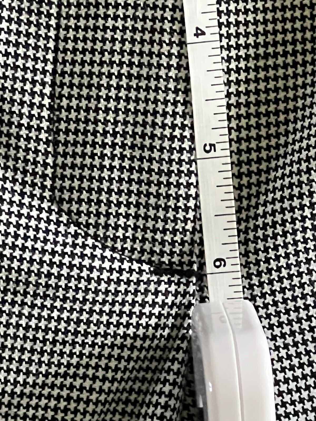 Lizzie Driver: Women’s Houndstooth Golf Pants Sz 4 Plaid Black