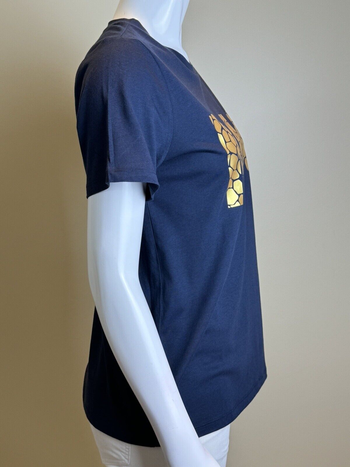 Michael Kors Women’s Shirt Navy Gold Logo Size L Top.   (60)