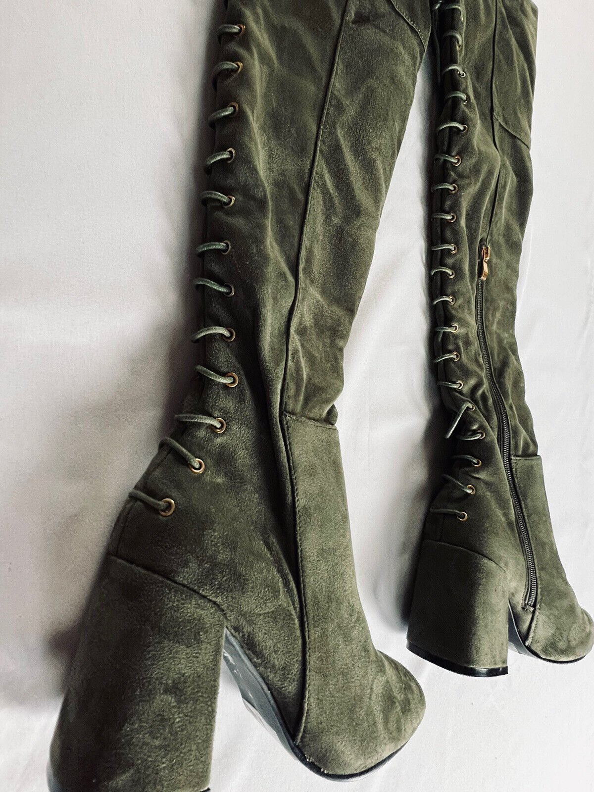 Nature Breeze Linden Olive Suede Women's Boots US Size 8